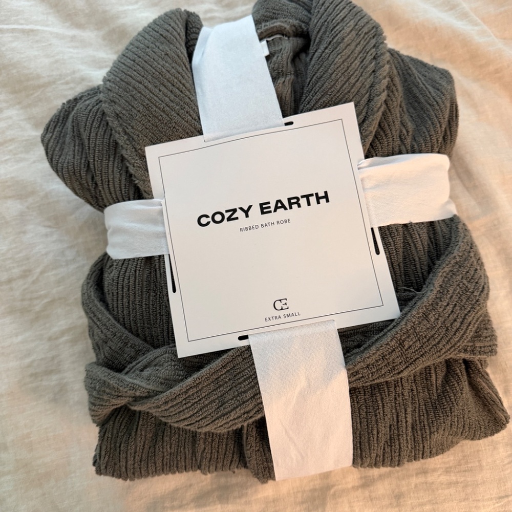 Cozy Earth Ribbed Terry Bath Robe - Picture 7 of 8